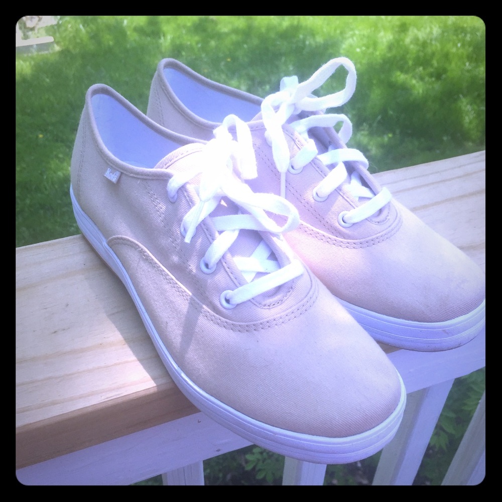 Sz 8.5 tan KEDS